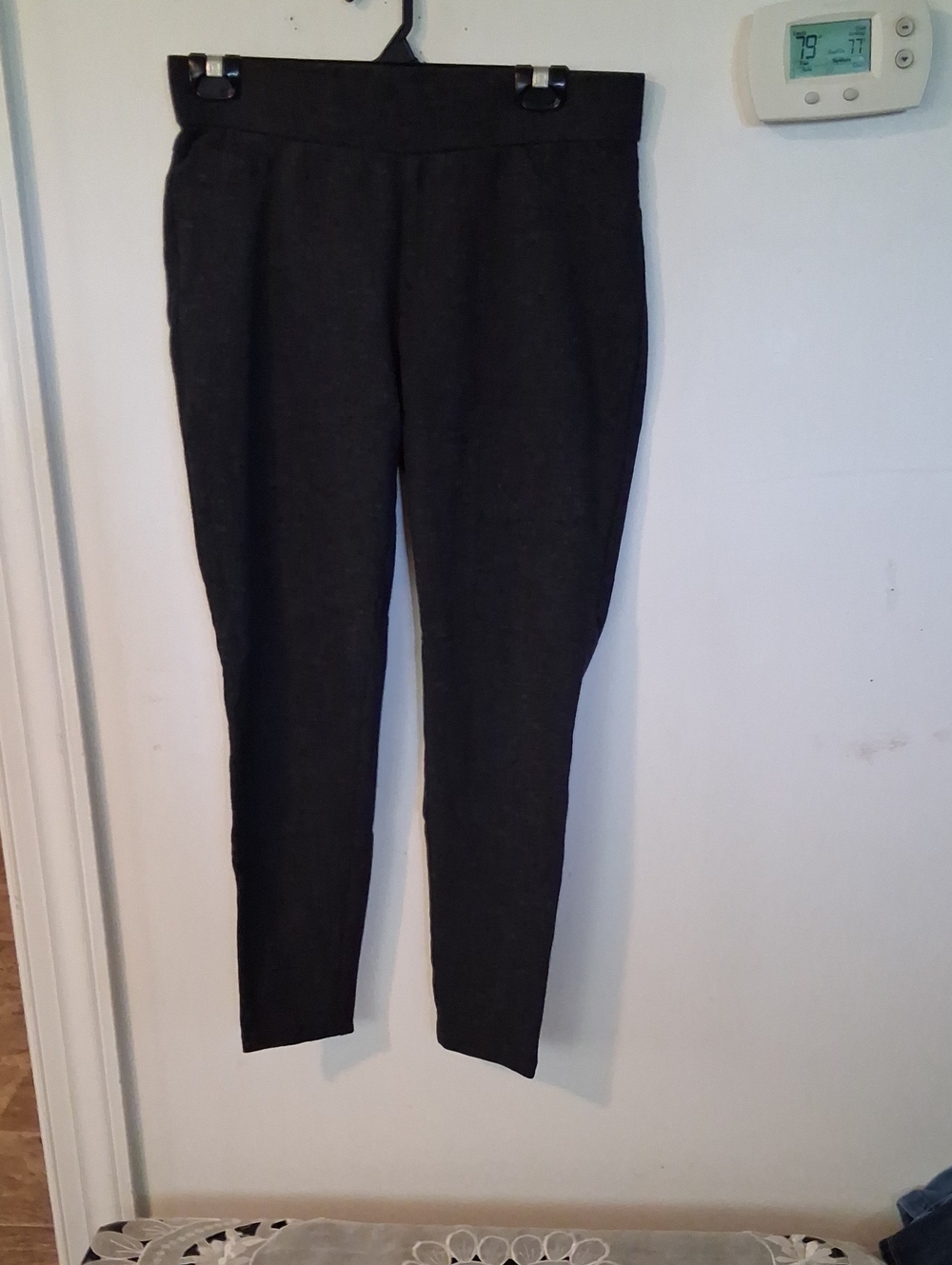 Matty M Black Skinny Ponte Pants